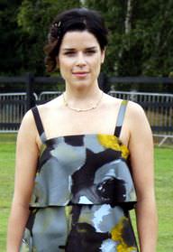 Neve Campbell